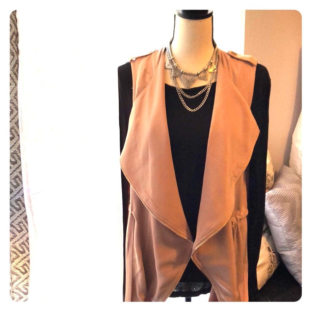 Fashion nova vest